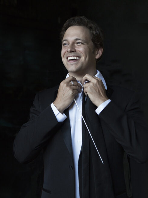 Panorami sonori. Direttore: Ryan McAdams, Pianoforte: Alessandro Taverna
