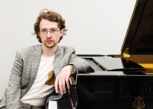 Direttore: James Feddeck, Pianoforte: Julian Trevelyan