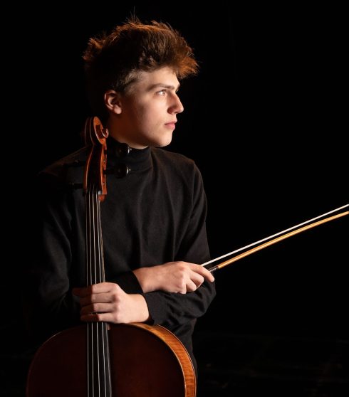 Direttore: James Feddeck, Violoncello: Ettore Pagano