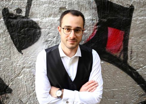 Direttore: Leonardo Benini, Voce: Luigi Maio