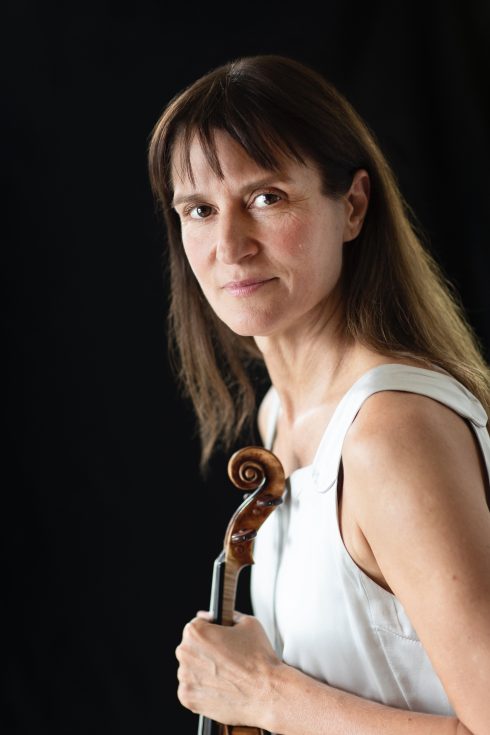 Direttore: Stefano Montanari, violino: Viktoria Mullova – <em>In anteprima</em>