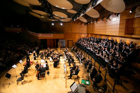 <em>In viaggio con Puccini</em> Cori, arie e…