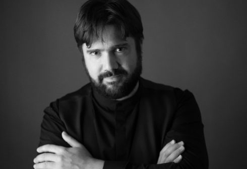 Pianoforte: Davide Cabassi <em>Sonata in Sol maggiore</em> K283 e<em>10 Variazioni in Sol maggiore</em> K455