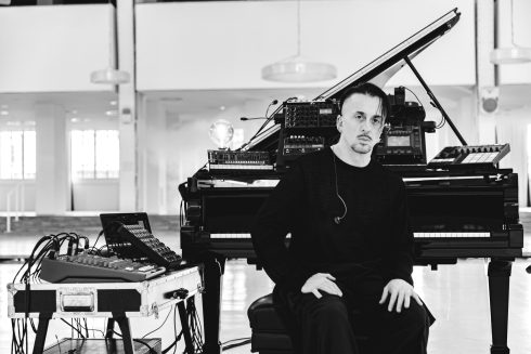 Direttore: Alessandro Cadario, pianoforte: Dardust